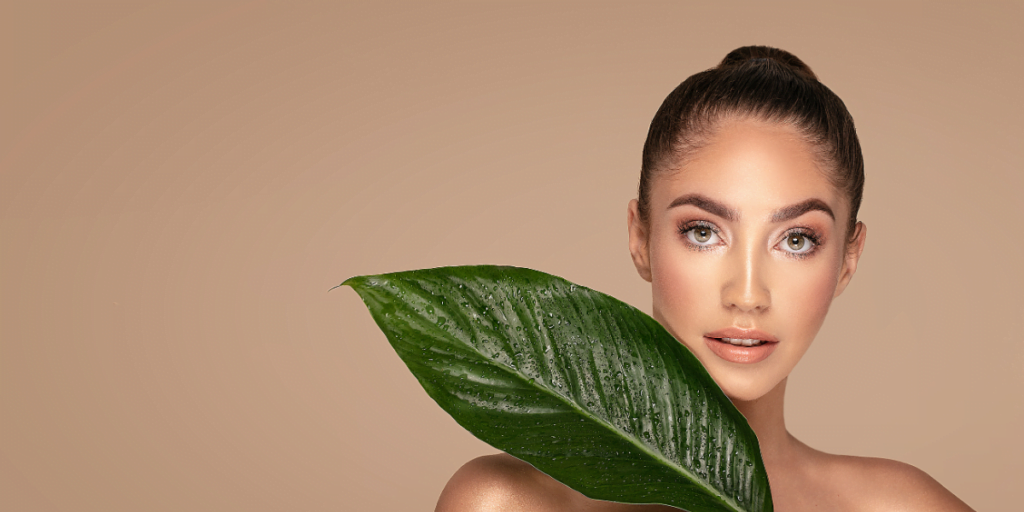 Matcha tea complexion with a leaf.